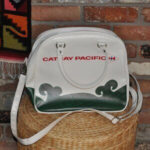 Cathay Pacific’s ’70s-inspired Travel Classic Bowling Bag Purse Mint Cond.